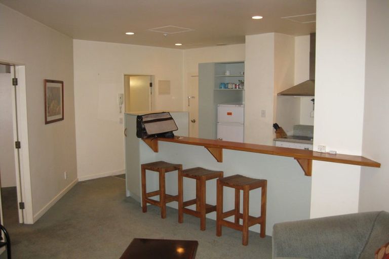 Photo of property in Terrace Tower Apartments, 6b/126 The Terrace, Wellington Central, Wellington, 6011