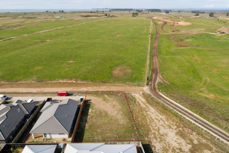 Photo of property in 24 Bill Miller Drive, Papamoa, 3118