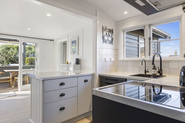 Photo of property in 9 Tawa Street, Hilltop, Taupo, 3330