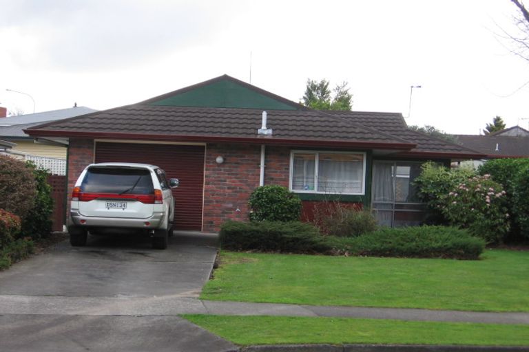 Photo of property in 3a Churchill Avenue, Hokowhitu, Palmerston North, 4410