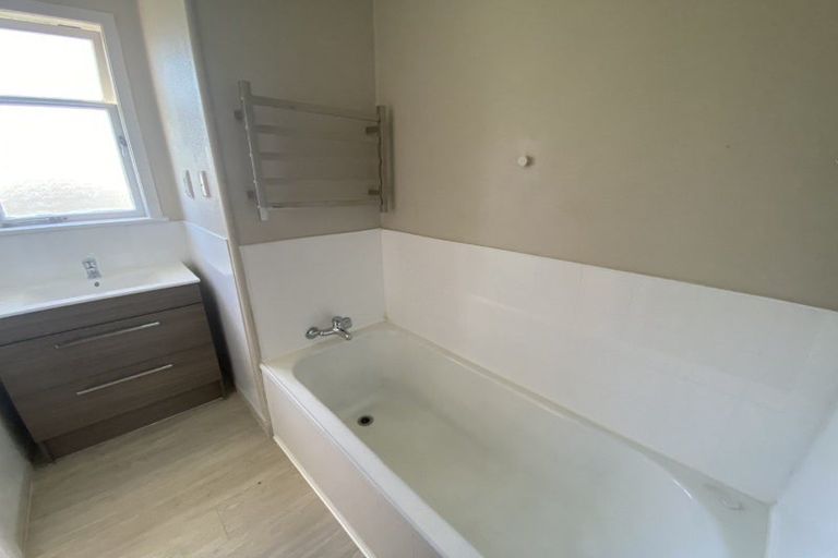 Photo of property in 42 Fairs Road, Milson, Palmerston North, 4414