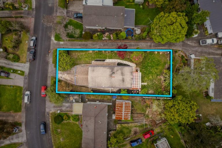 Photo of property in 17 Malmo Place, Massey, Auckland, 0614