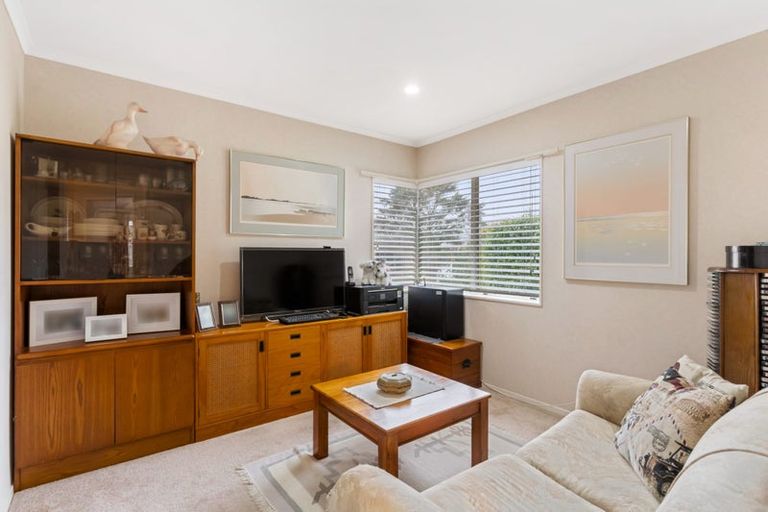 Photo of property in 19 Bronte Place, Somerville, Auckland, 2014