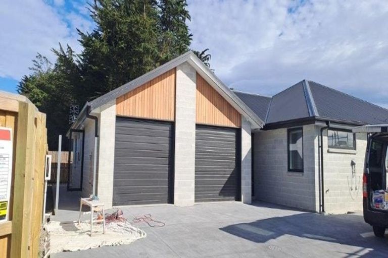 Photo of property in 61 Mehrtens Crescent, Woodend, 7691