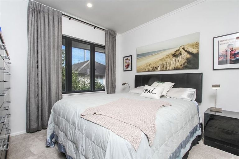 Photo of property in 1/17a Anzac Street, Takapuna, Auckland, 0622