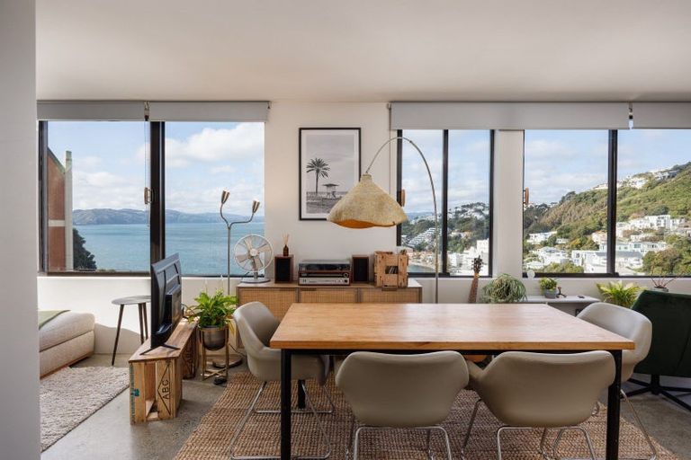 Photo of property in 5/2 Oriental Terrace, Mount Victoria, Wellington, 6011