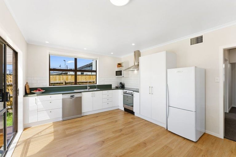 Photo of property in 14 Iti Street, Otaki, 5512