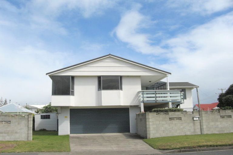 Photo of property in 15 Roberts Road, Awapuni, Gisborne, 4010