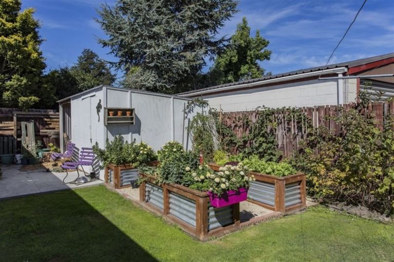 Photo of property in 183 West Belt, Rangiora, 7400