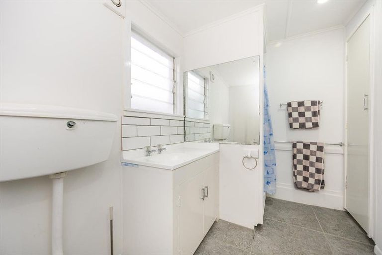 Photo of property in 140 Broadway, Marton, 4710