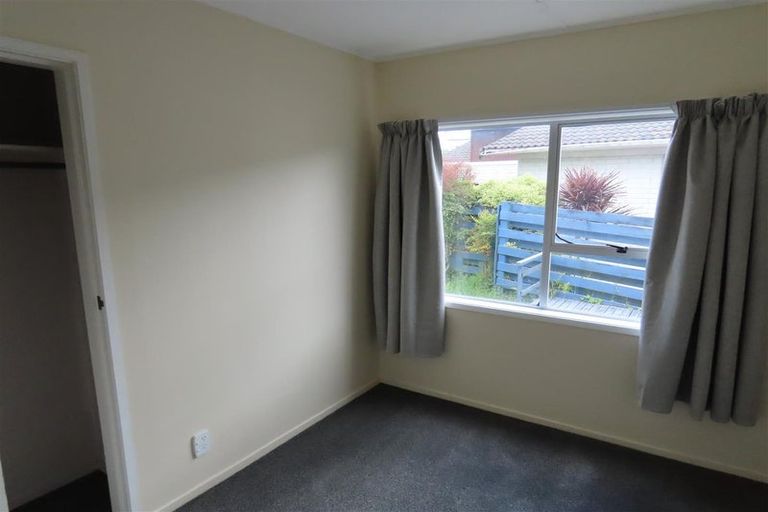 Photo of property in 2 Hinau Street, Pukehangi, Rotorua, 3015