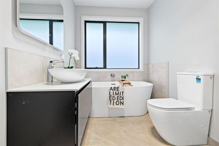 Photo of property in 14a Bree Place, Flagstaff, Hamilton, 3210