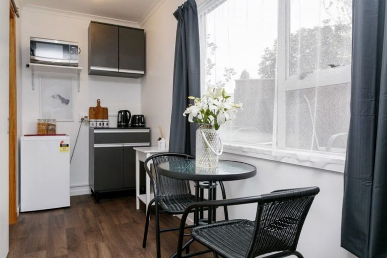 Photo of property in 2/44 Hinekura Avenue, Taupo, 3330