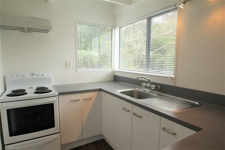 Photo of property in 1/147 Spinella Drive, Bayview, Auckland, 0629