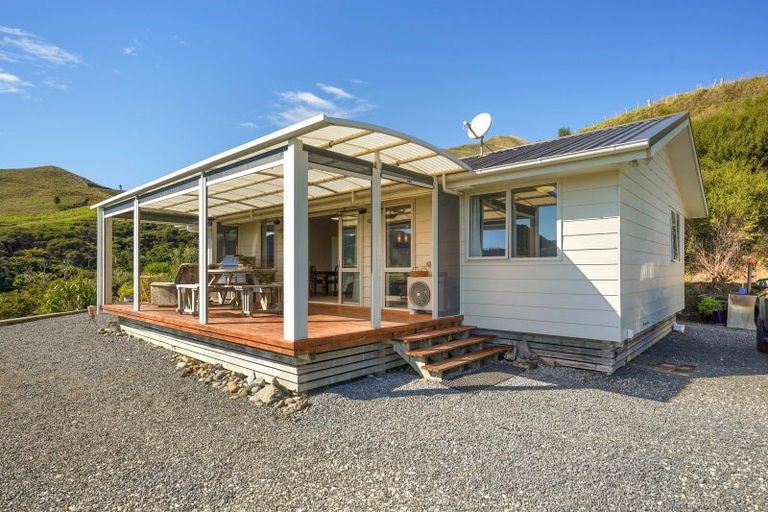 Photo of property in 1441 Marokopa Road, Marokopa, Te Kuiti, 3988