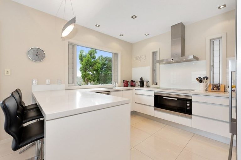 Photo of property in 136c Lake Crescent, Hamilton Lake, Hamilton, 3204