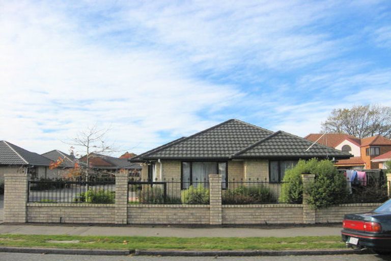 Photo of property in The Oaks, 10 Craven Street, Sockburn, Christchurch, 8042