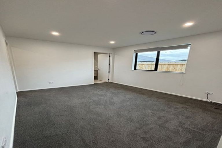 Photo of property in 16 Sequel Road, Halswell, Christchurch, 8025