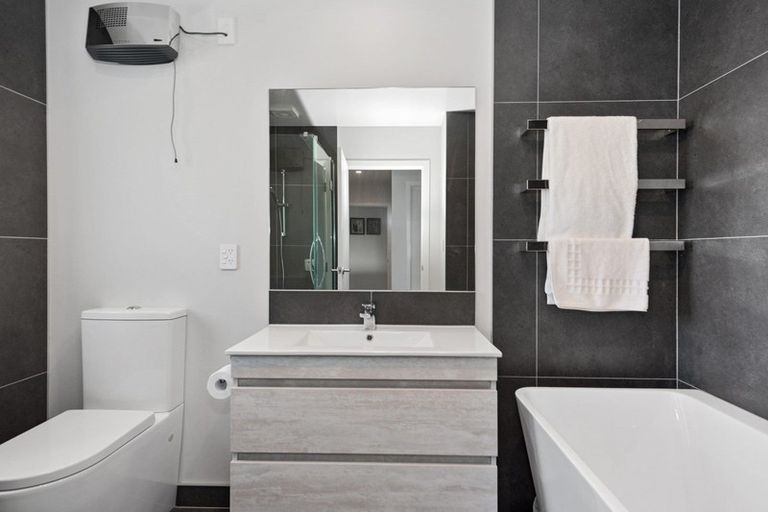 Photo of property in 1/60 Queenwood Avenue, Queenwood, Hamilton, 3210