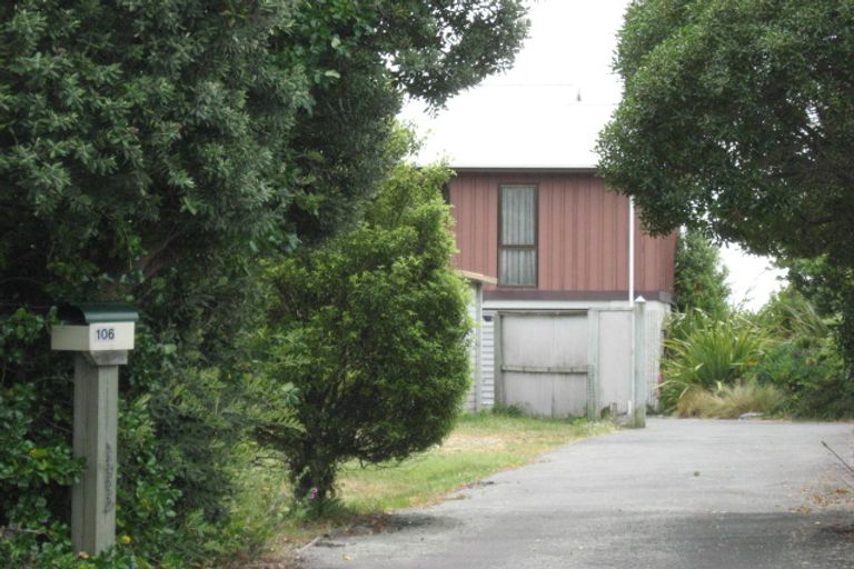 Photo of property in 106 Beachville Road, Redcliffs, Christchurch, 8081