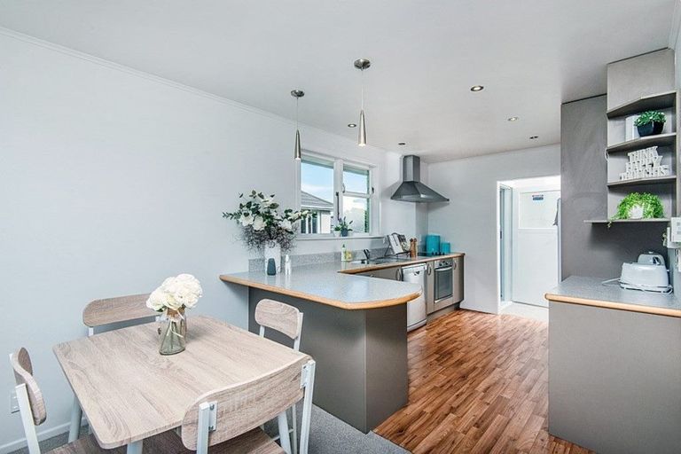 Photo of property in 132 Kowhai Street, Naenae, Lower Hutt, 5011