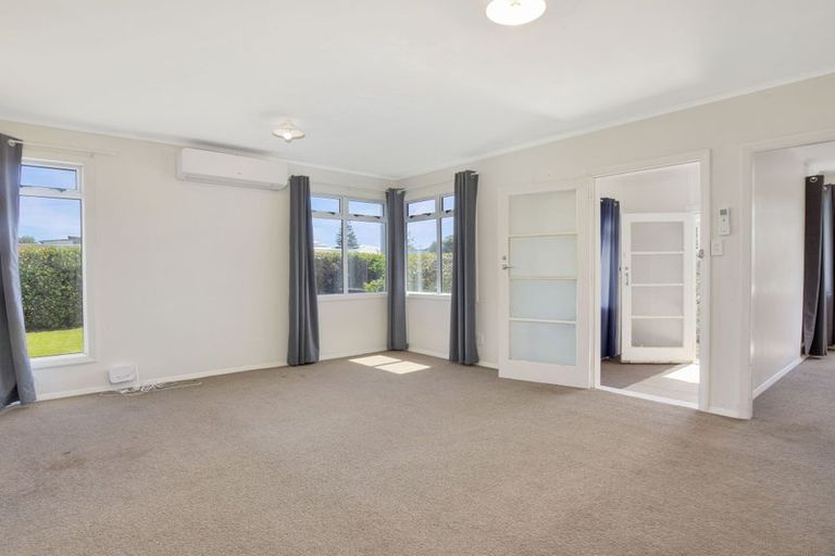 Photo of property in 68 Moana Street, Otaki Beach, Otaki, 5512