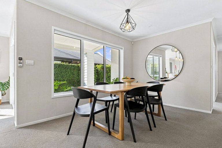 Photo of property in 123 Coast Boulevard, Papamoa Beach, Papamoa, 3118