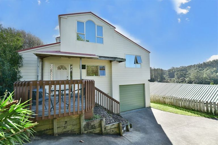 Photo of property in 1/28 Kestrel Heights, Arkles Bay, Whangaparaoa, 0932