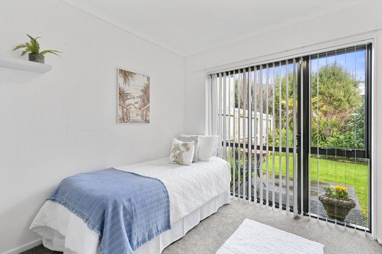 Photo of property in Redwood Village, 54/42 Main Road, Tawa, Wellington, 5028