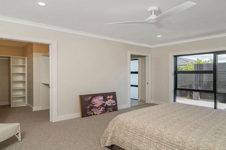 Photo of property in 16 Awatea Drive, Whitianga, 3510