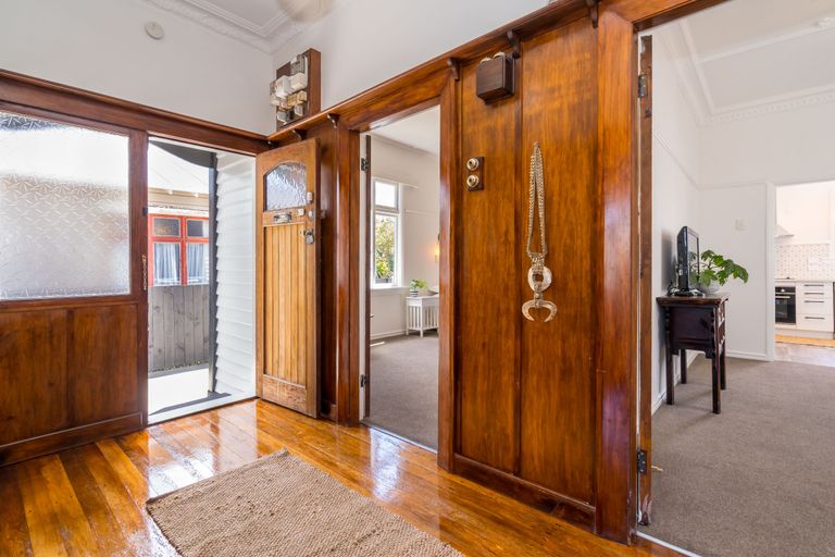 Photo of property in 17 Trafalgar Street, Saint Kilda, Dunedin, 9012