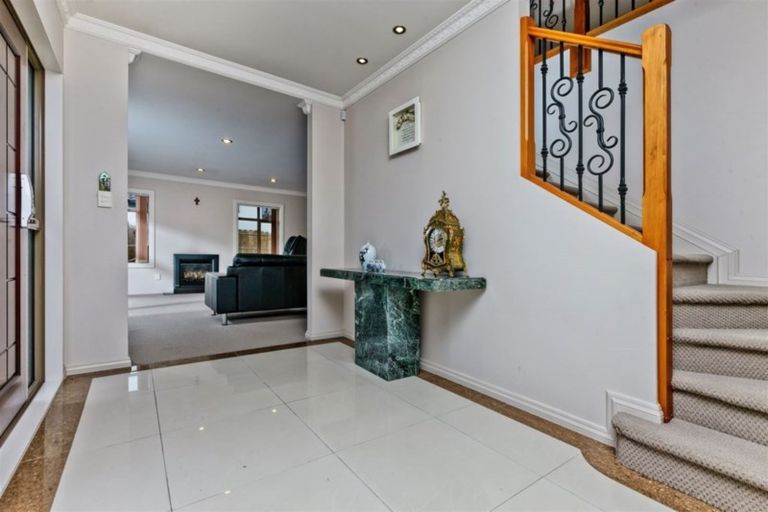 Photo of property in 7 Cuthill Close, Albany, Auckland, 0632