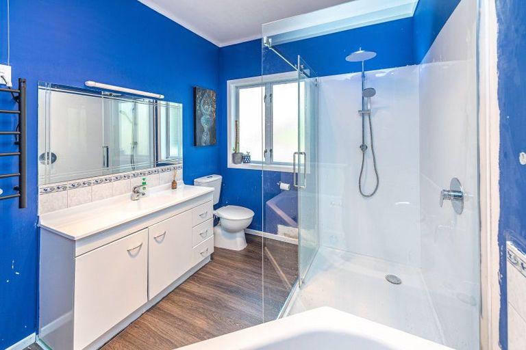 Photo of property in 102 Putiki Drive, Putiki, Whanganui, 4500