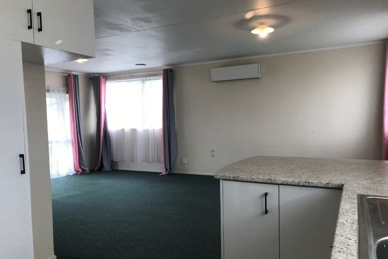 Photo of property in 4 Langdon Lane, Melville, Hamilton, 3206