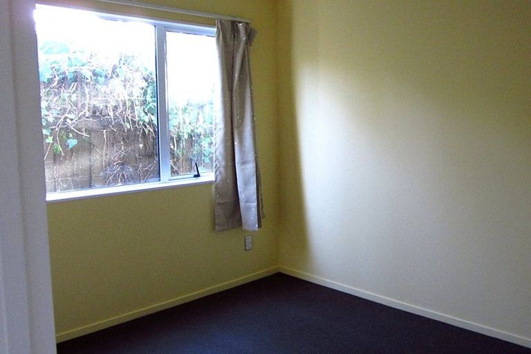 Photo of property in 265 Te Atatu Road, Te Atatu South, Auckland, 0610