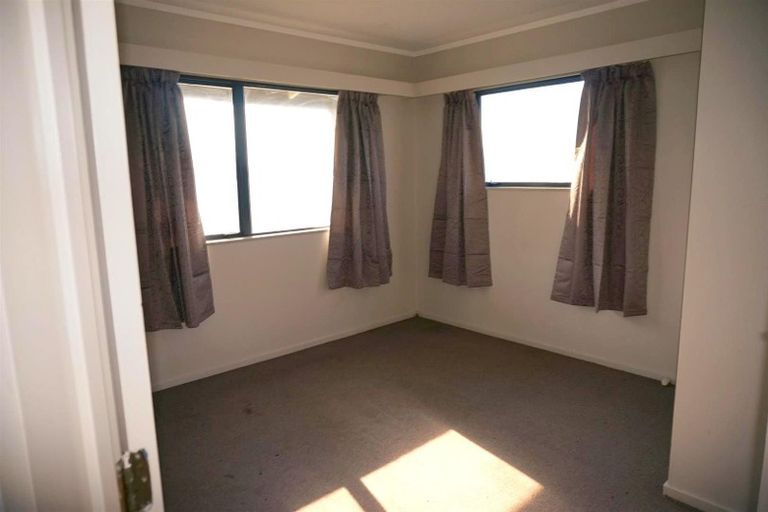 Photo of property in 15 Hokonui Road, Otahuhu, Auckland, 1062