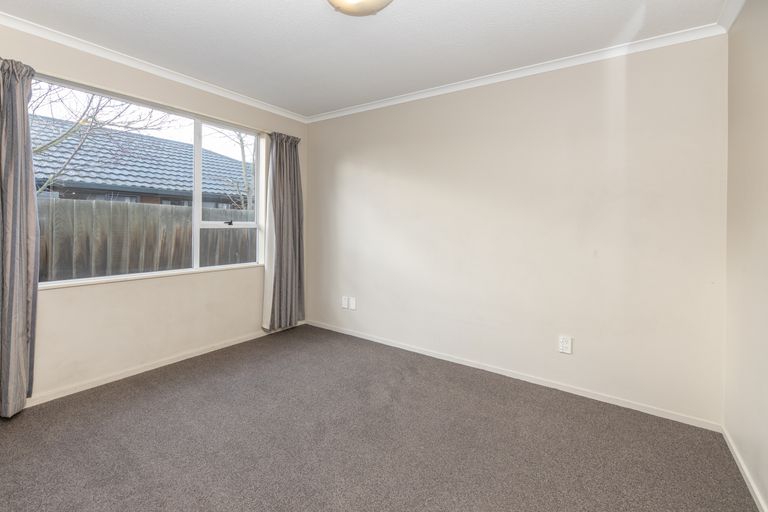 Photo of property in 2/47 Parnwell Street, Burwood, Christchurch, 8083