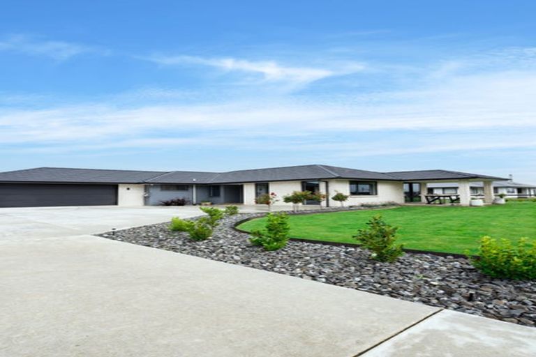 Photo of property in 12 Pegasus Place, Seaward Bush, Invercargill, 9812