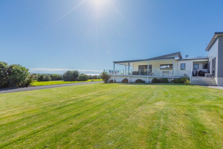 Photo of property in 8 Shoal Beach Road, Aramoana, Waipawa, 4271