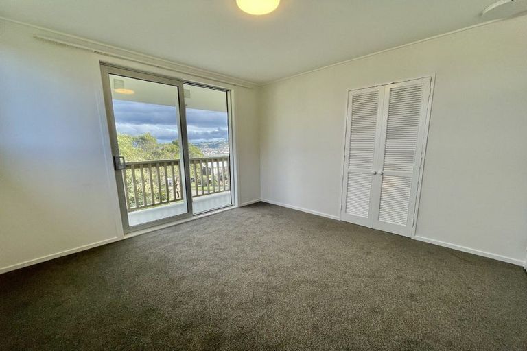 Photo of property in 1/7 Rangitane Street, Maupuia, Wellington, 6022