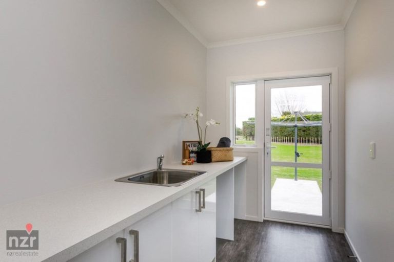 Photo of property in 112 Reid Line West, Feilding, 4777