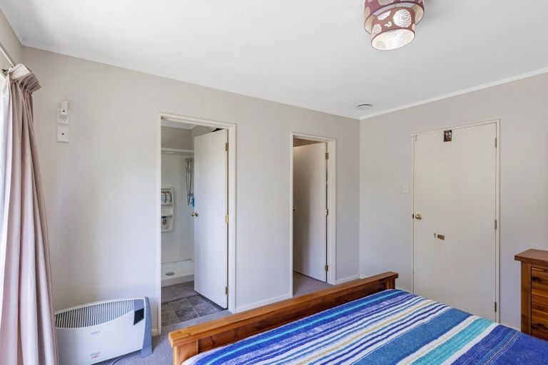 Photo of property in 116 Parnell Heights, Kelvin Grove, Palmerston North, 4414