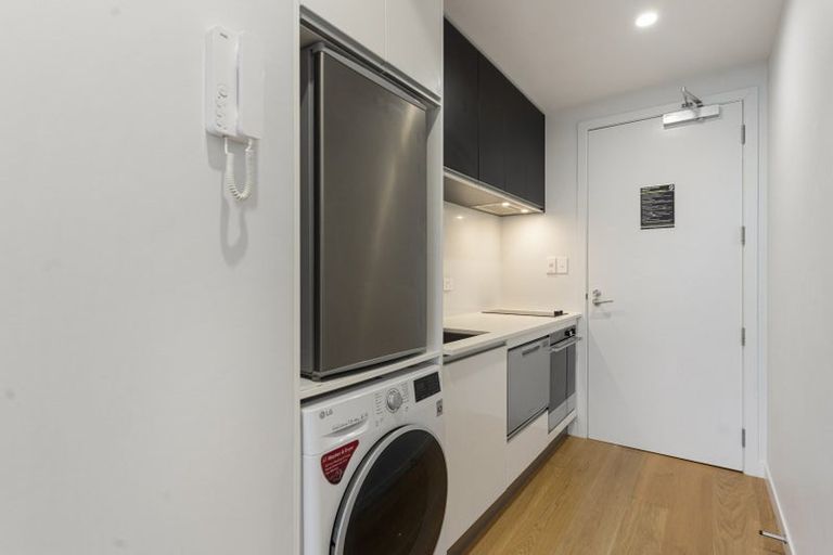 Photo of property in Frank Sargeson Apts, 306/74 Anzac Street, Takapuna, Auckland, 0622