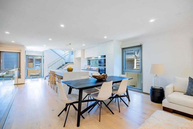 Photo of property in 48b Peter Terrace, Castor Bay, Auckland, 0620