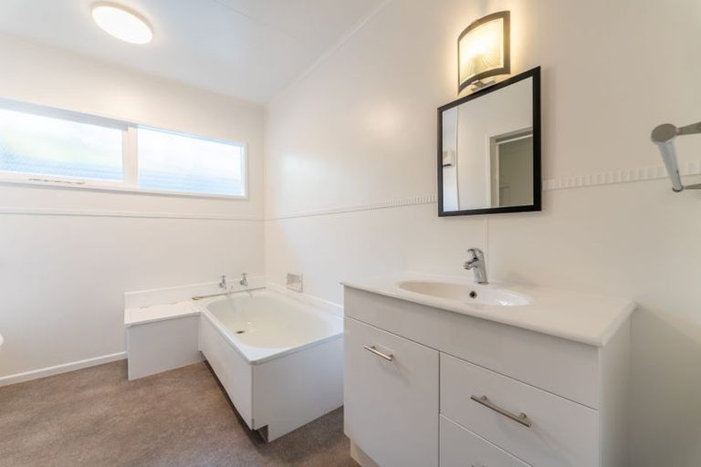 Photo of property in 11b Avon Street, South Hill, Oamaru, 9400