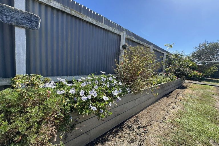 Photo of property in 6 Well Street, Ruawai, 0530