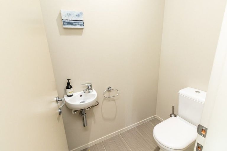 Photo of property in 1/18 Montgomery Avenue, Karori, Wellington, 6012