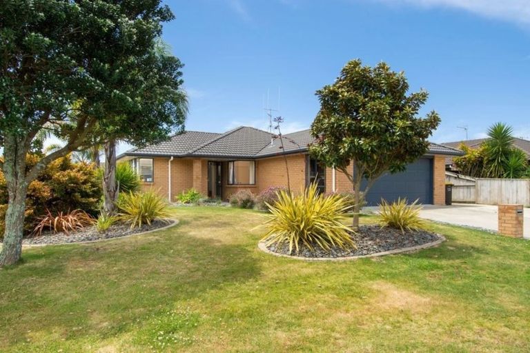 Photo of property in 154 Longview Drive, Papamoa Beach, Papamoa, 3118