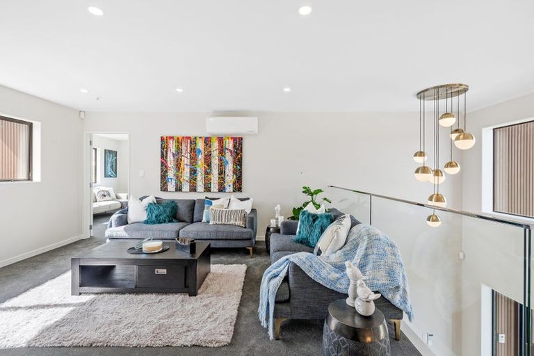 Photo of property in 17a Alexandra Street, Riverhead, 0820