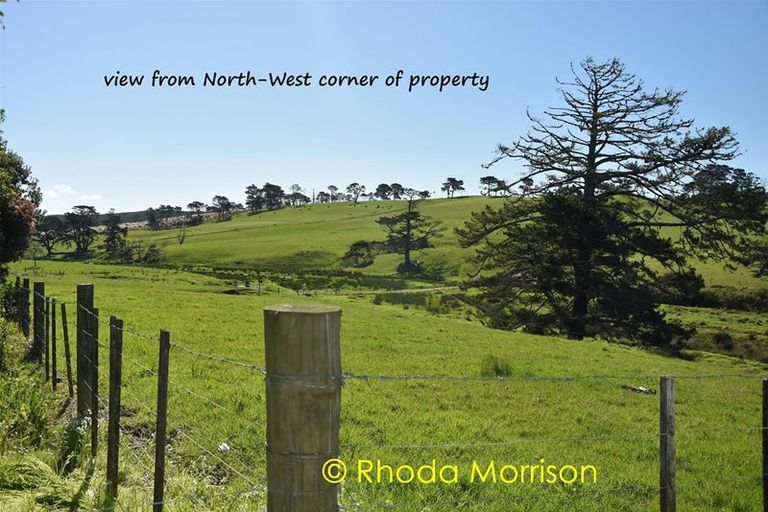 Photo of property in 42 Sandy Beach Road, Tinopai, 0593